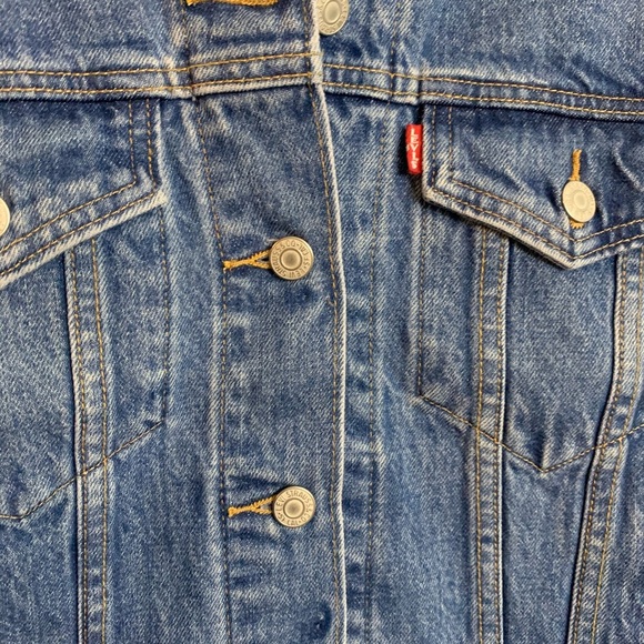 Levi's Original Sequin Trucker Jean Jacket Denim Blue Red Size Small - Picture 6 of 16
